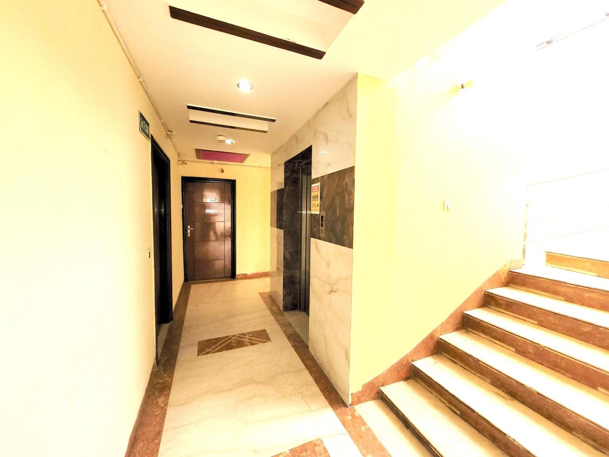 Hotel Daanish residencia Nueva Delhi Exterior foto