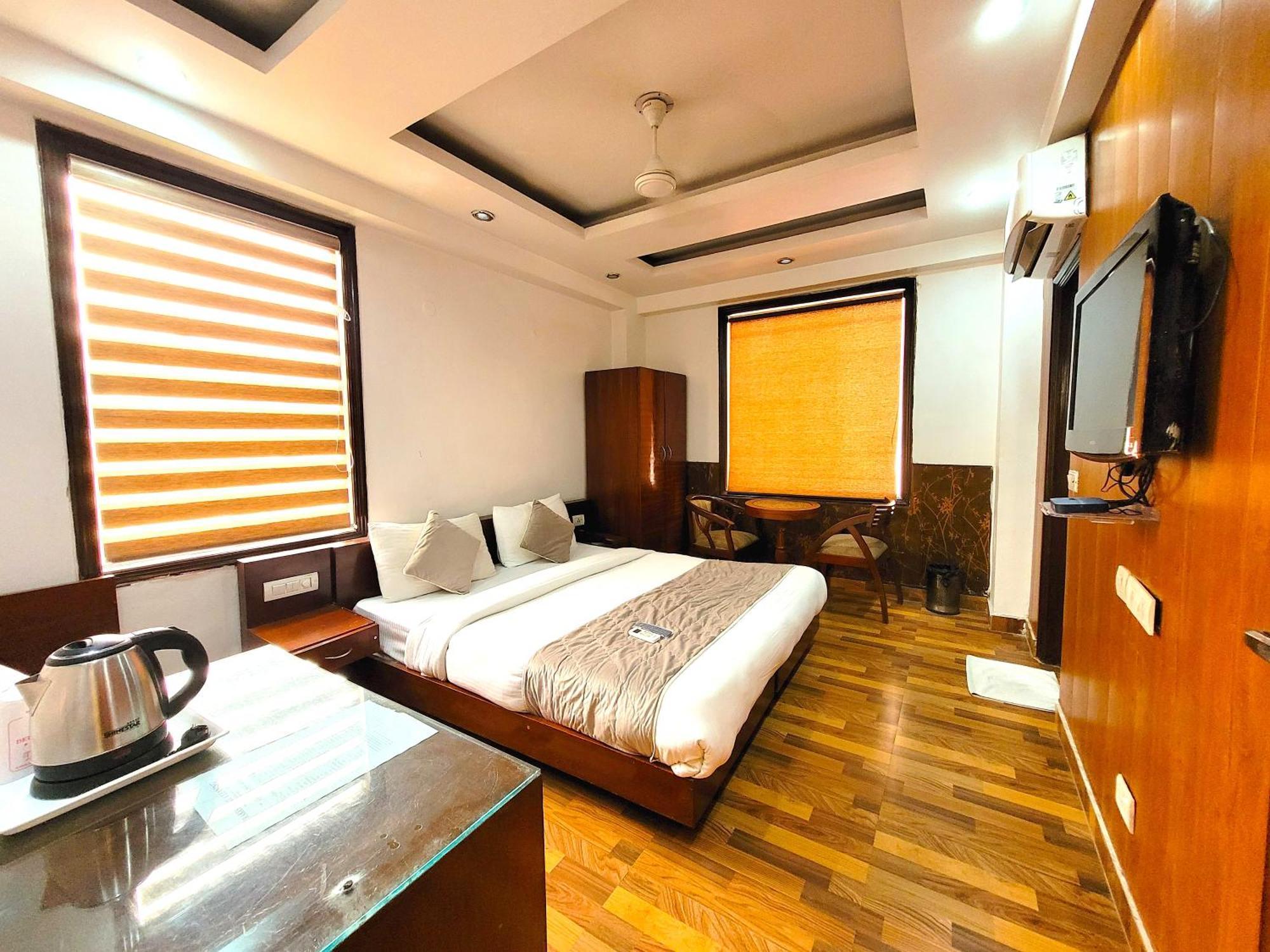 Hotel Daanish residencia Nueva Delhi Exterior foto