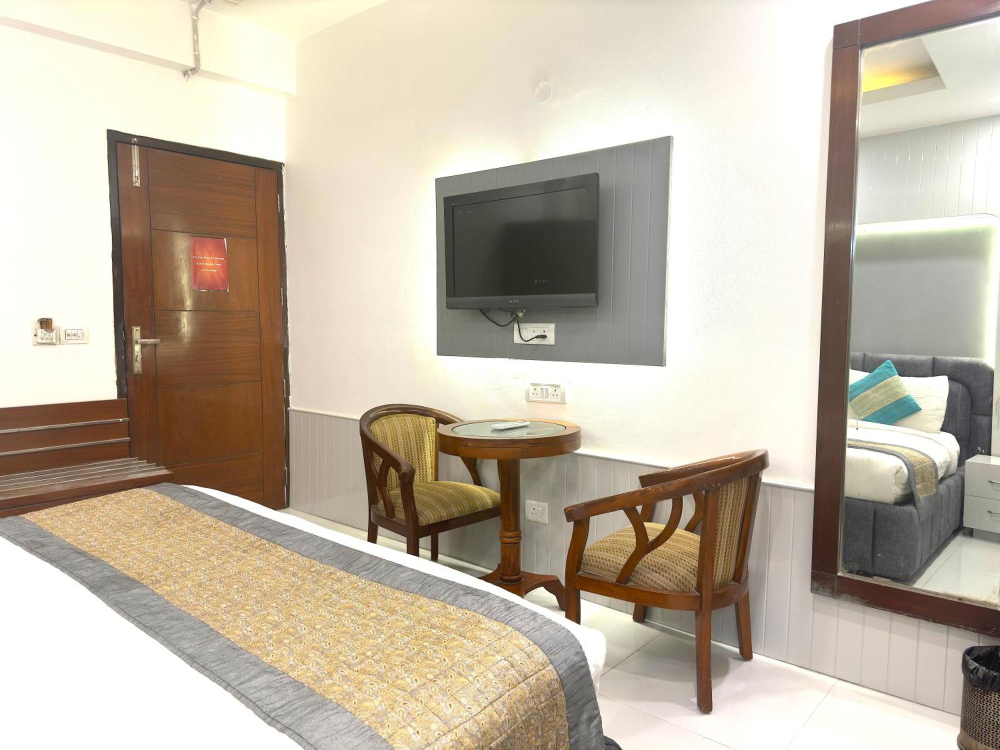 Hotel Daanish residencia Nueva Delhi Exterior foto